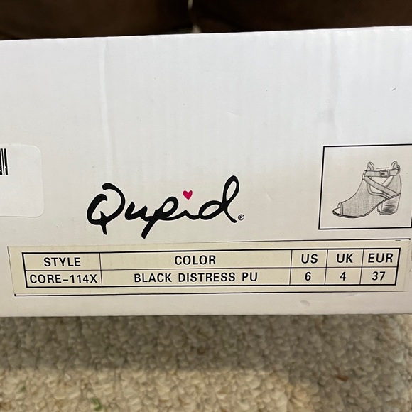 Women’s Quipid black bootie - Picture 6 of 6